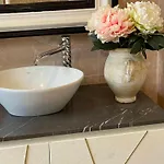 Apartment Enchanting *