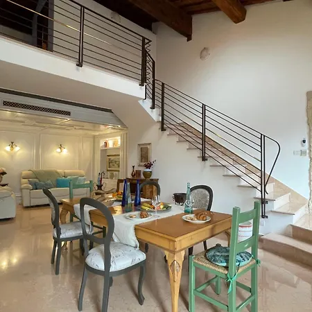 Enchanting Apartment Verona
